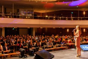 Business Progress Seminar BPS Janine Mehner Moderation Düsseldorf / Foto Ronny Barthel Social Media Fotograf