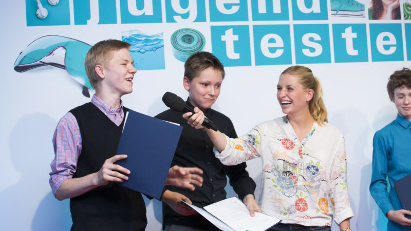 Jugend testet und Frankfurter Buchmesse für Stiftung Warentest